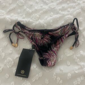 Vix bikini bottoms- Small